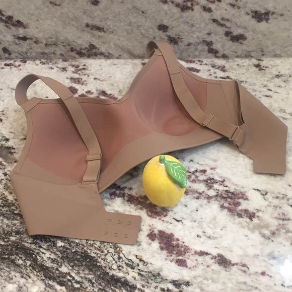 LULULEMON 32D Hold True Bra Soft Sand Size 32D - Picture 9 of 16